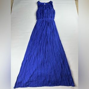 Banana Republic  Crinkle Maxi Dress